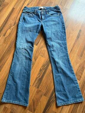 Anchor Blue Boot Daisy Mid Rise Flare Jeans Size 9
